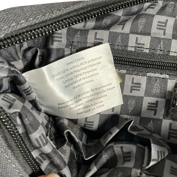 London Fog Canvas Cosmetic Bag NWT Gray Black Travel Toiletry Case Men Organizer - Picture 9 of 13